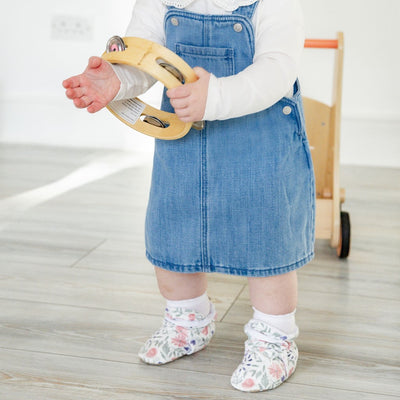 Rosa – Babyschuhe mit rutschfester Sohle, die nicht verrutschen | Snugabugz