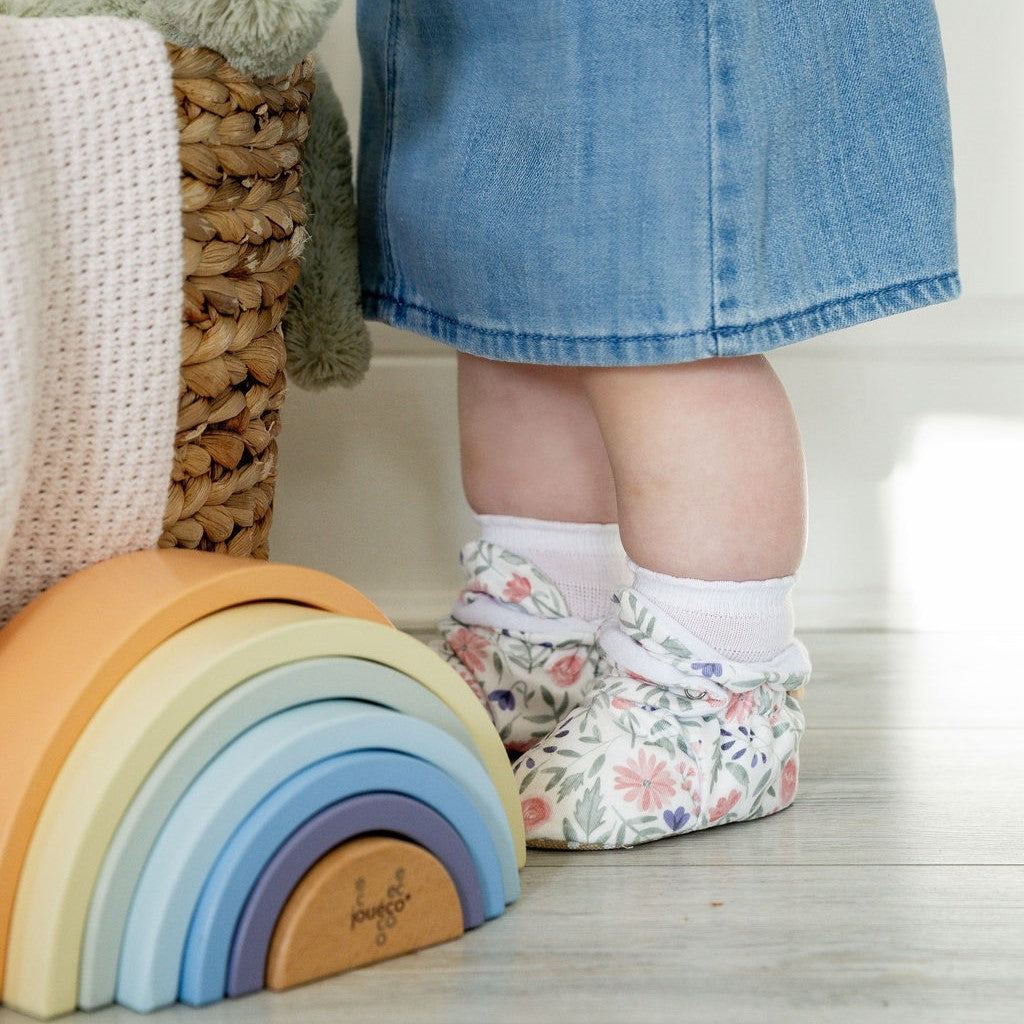 Rosa – Babyschuhe mit rutschfester Sohle, die nicht verrutschen | Snugabugz